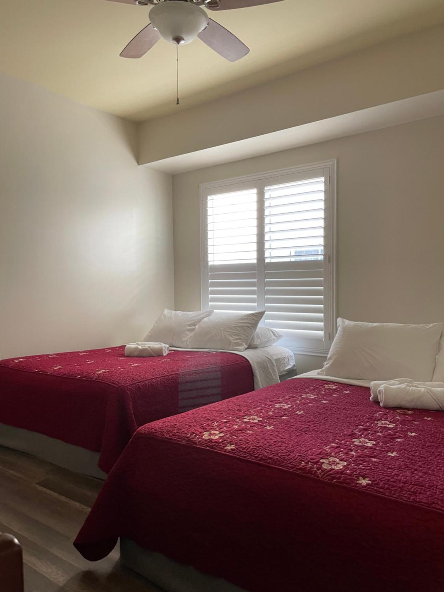 Spacious Private Angeles Bedroom With Ac & Wifi & Private Fridge Near Usc The Coliseum Exposition Park Bmo Stadium Of Southern California Séjour chez l'habitant