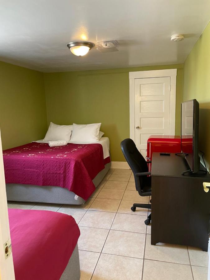 Spacious Private Angeles Bedroom With Ac & Wifi & Private Fridge Near Usc The Coliseum Exposition Park Bmo Stadium Of Southern California Los Angeles