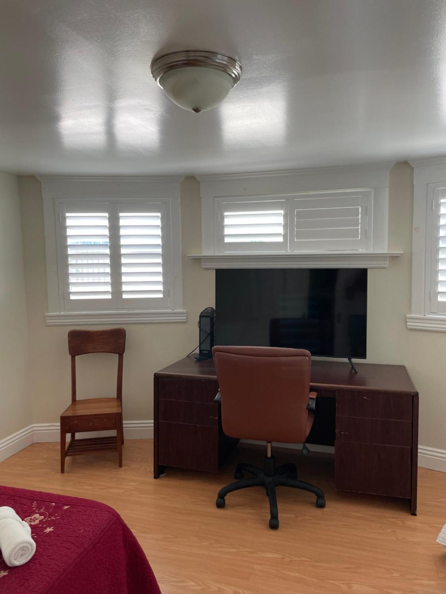 Spacious Private Angeles Bedroom With Ac & Wifi & Private Fridge Near Usc The Coliseum Exposition Park Bmo Stadium Of Southern California * Los Angeles