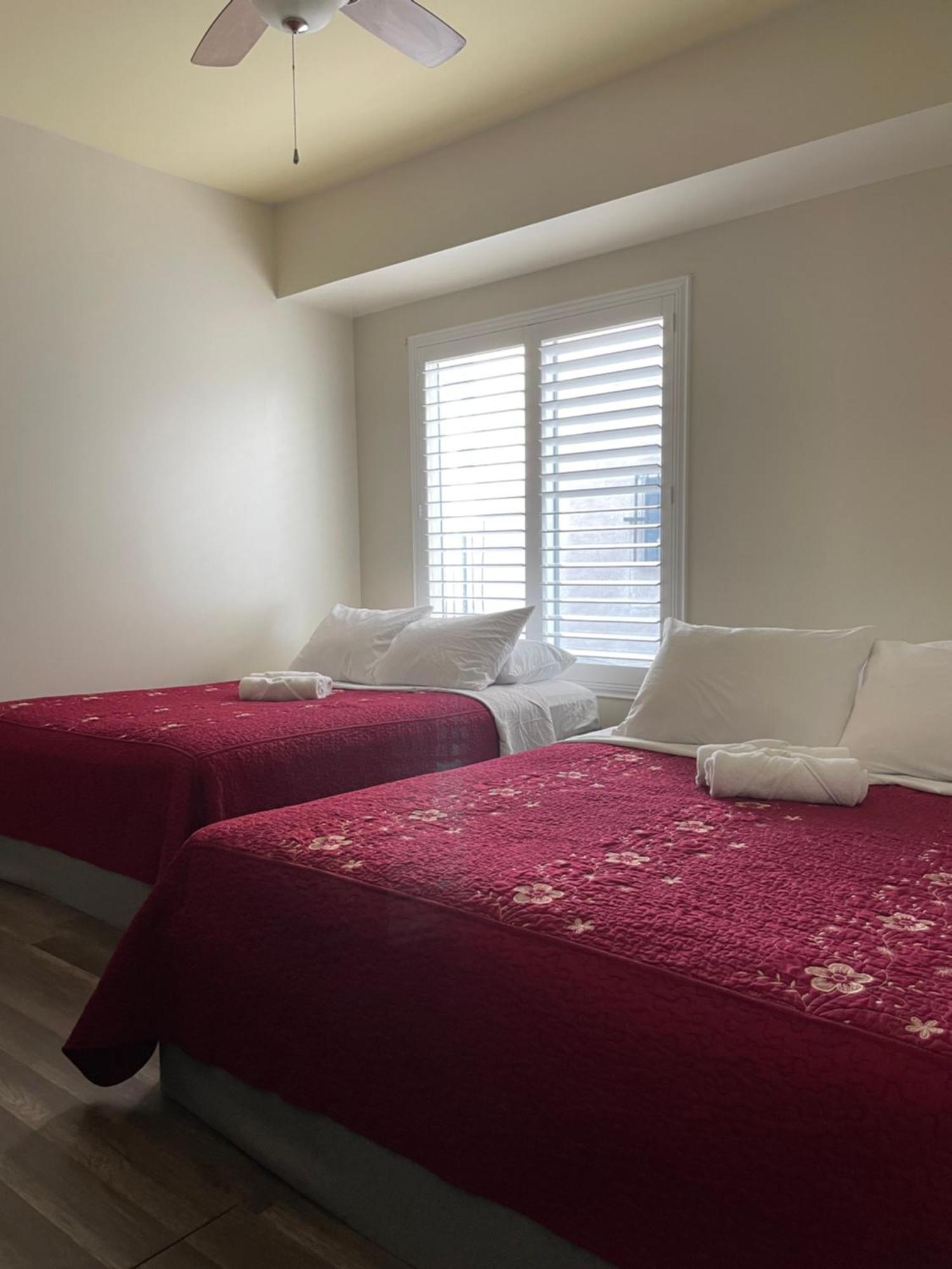 Spacious Private Angeles Bedroom With Ac & Wifi & Private Fridge Near Usc The Coliseum Exposition Park Bmo Stadium Of Southern California Alloggio in famiglia